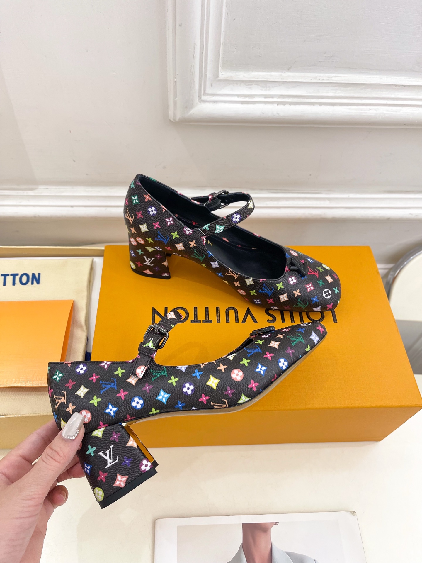 Women's high heels